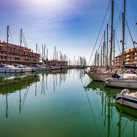 Expoholidays - Puerto Deportivo La Goleta 阿尔梅利马 外观 照片