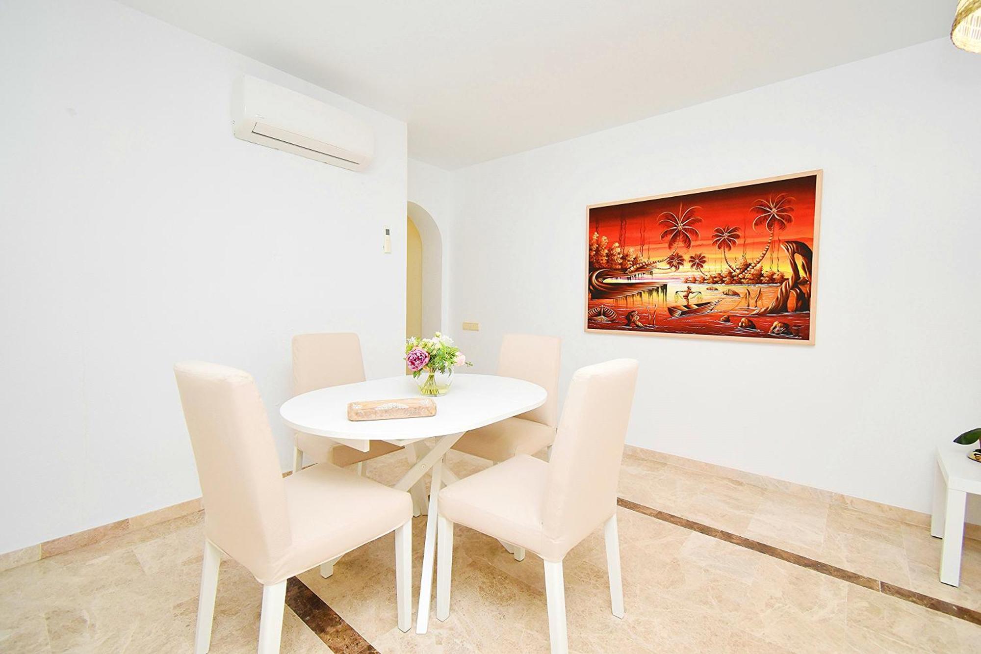 Expoholidays - Puerto Deportivo La Goleta 阿尔梅利马 外观 照片